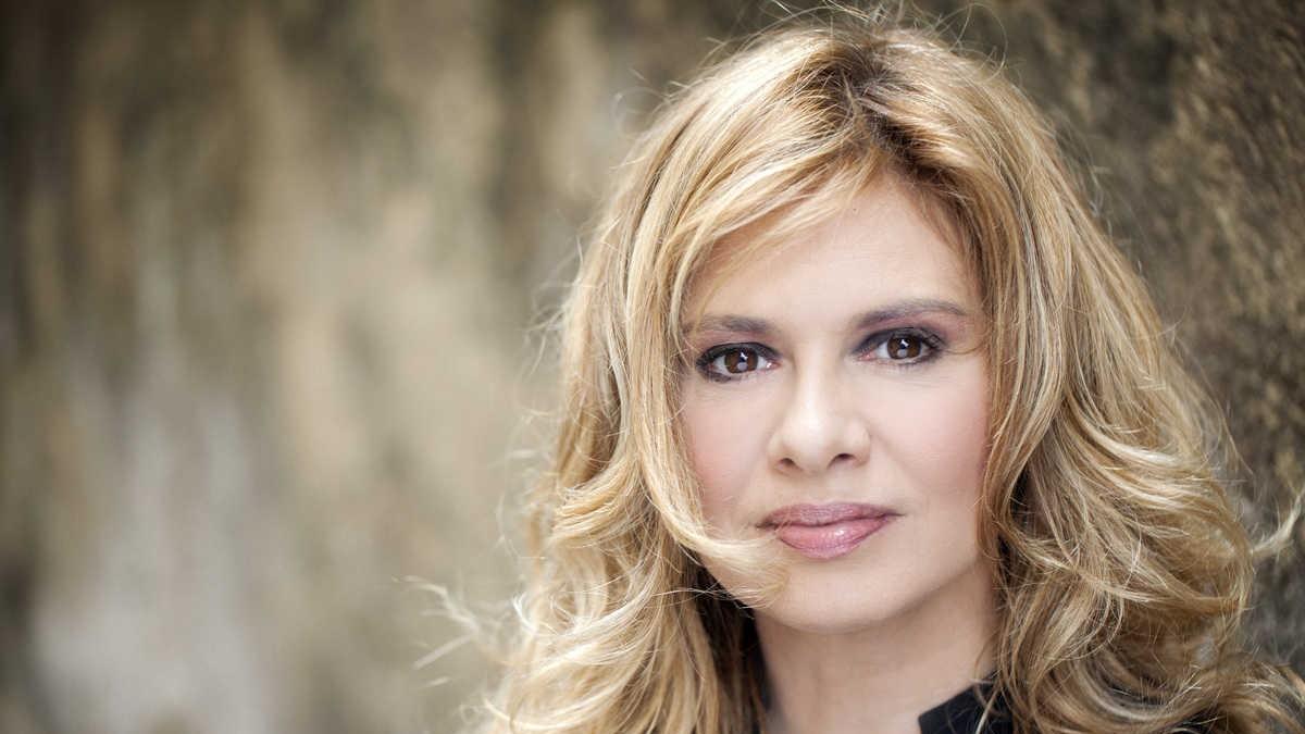 Debora Caprioglio: «Non rinnego Tinto Brass, ma è il passato. D'estate frequento Santa Teresa: amo la vita di paese»