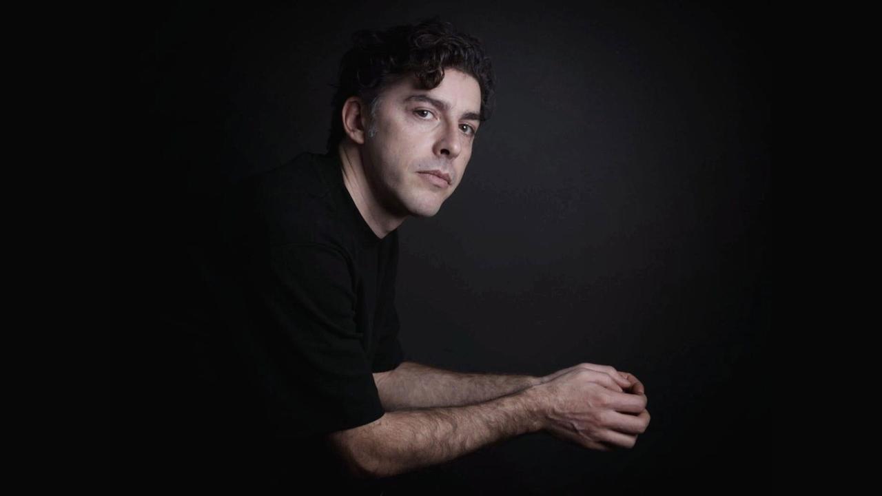 Michele Riondino porta “Art” al Teatro Asioli