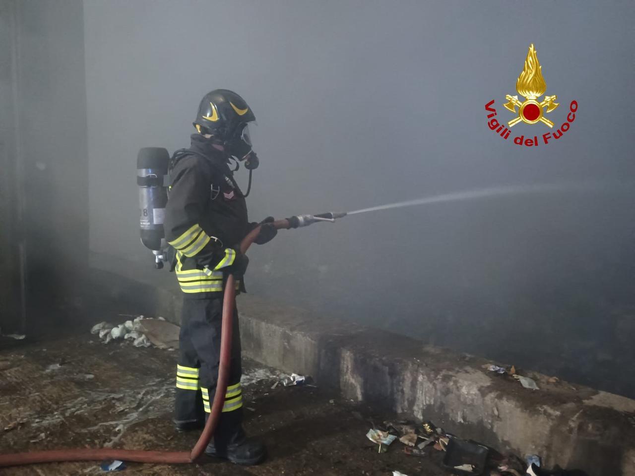 
	L'intervento dei vigili del fuoco

