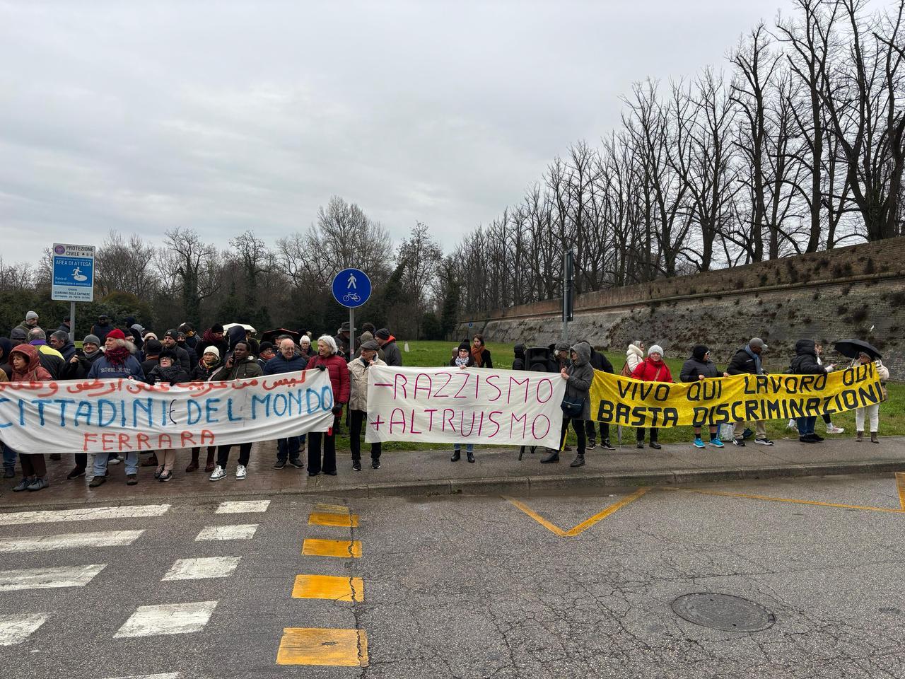 Ferrara, Grattacielo inagibile: una cinquantina di persone salve grazie a Viale K