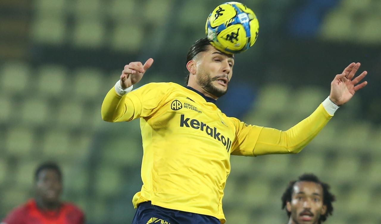 LIVE Pescara-Modena 0-1 (27’ Zampano)