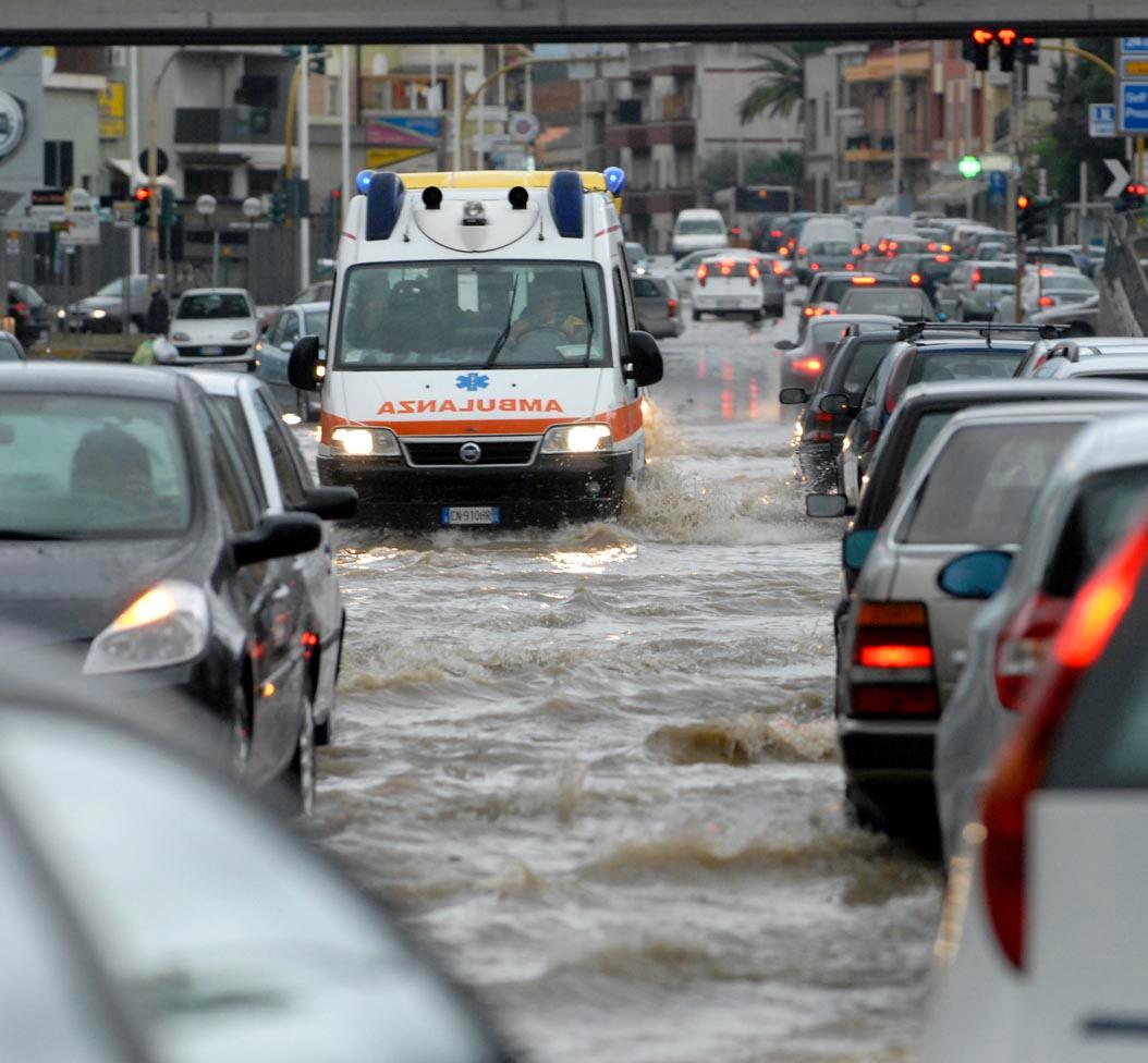 Cagliari, scatta l’allerta rossa: Pirri a rischio allagamenti, ecco le vie dove non parcheggiare