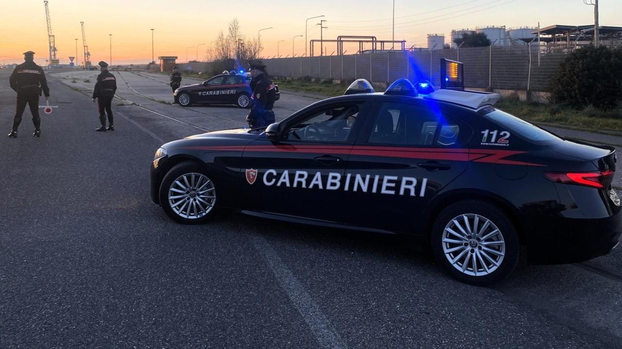 Attimi di terrore a Sassari, ferito un uomo durante una sparatoria