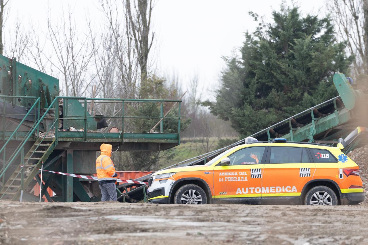 Incidente sul lavoro a Ferrara, operaio perde un braccio