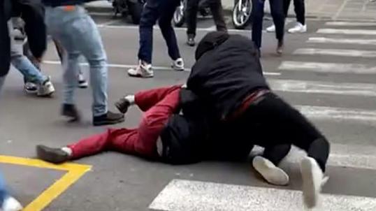 L'aggressione a uno degli studenti del Michelangiolo