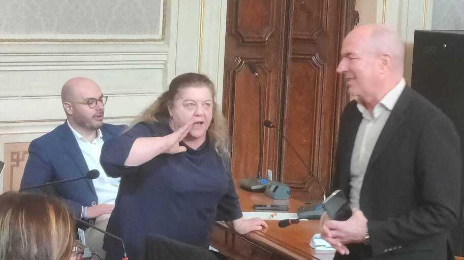 Da sinistra: Alessandro Perini, Marcella Amadio e il sindaco Luca Salvetti