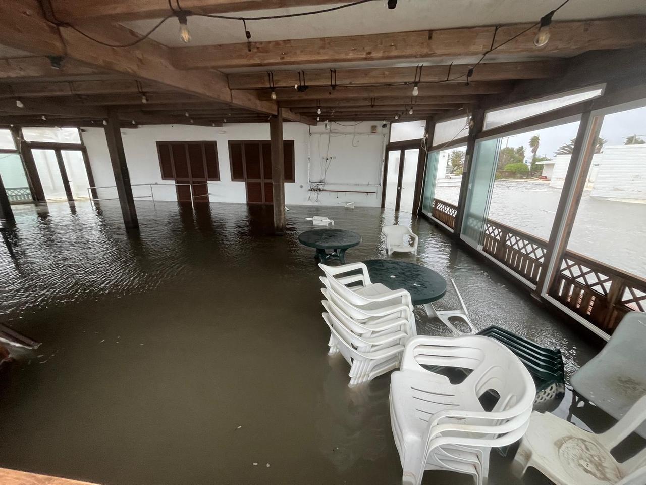 Allerta rossa a Cagliari, strade chiuse per allagamenti: ecco quali sono