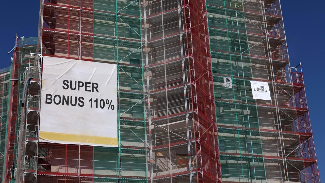 Superbonus, partite 400 mila lettere dell’Agenzia delle entrate – Chi rischia le sanzioni e come mettersi in regola