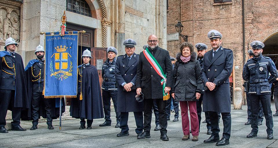 Modenesi indisciplinati alla guida, fioccano le multe: diecimila in più in un anno