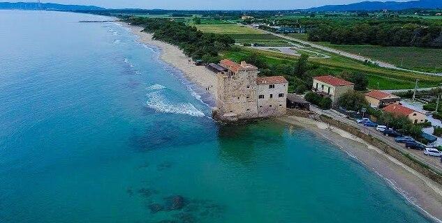 
	La spiaggia di Torre Mozza

