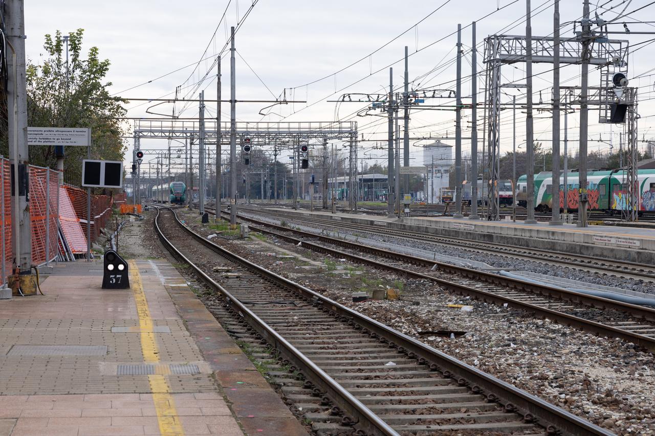 Portomaggiore, l’incubo dei pendolari: «Siamo sempre in ritardo»