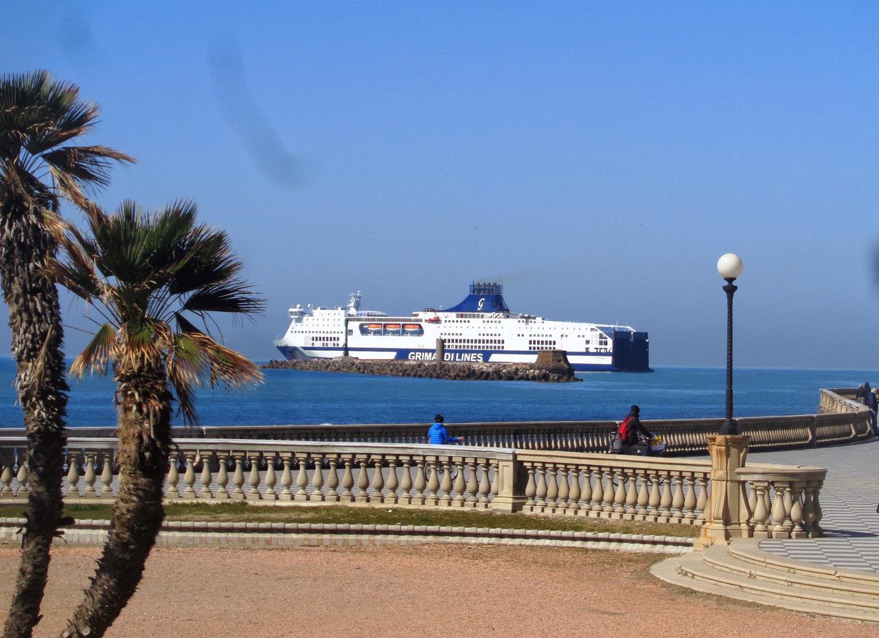 Livorno, la Terrazza e la bellezza invernale. Grazie a Marcello Faralli