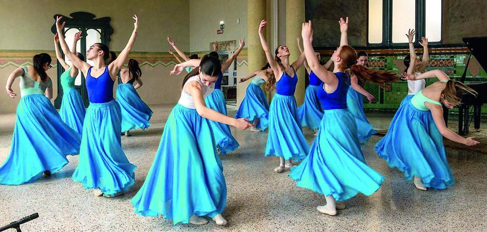 I liceali-attori di Livorno nel film “Le vie dell’acqua” 