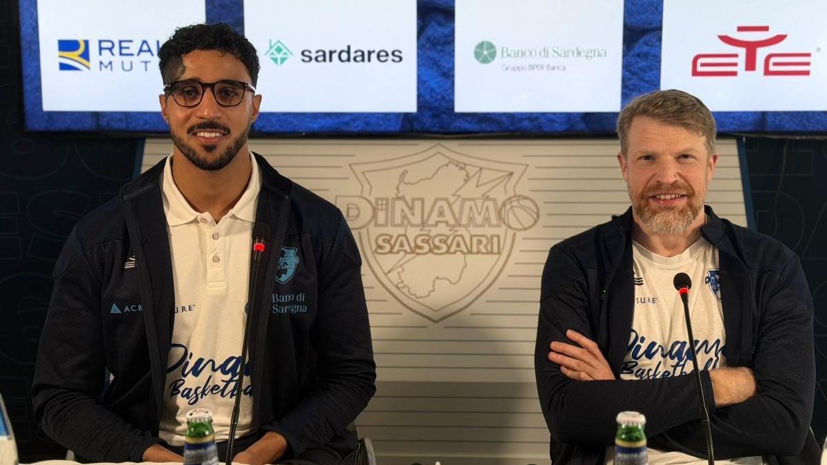 
	<strong>Driss Saaid</strong> e coach <strong>Mathew Foden</strong> (Dinamo Lab)

