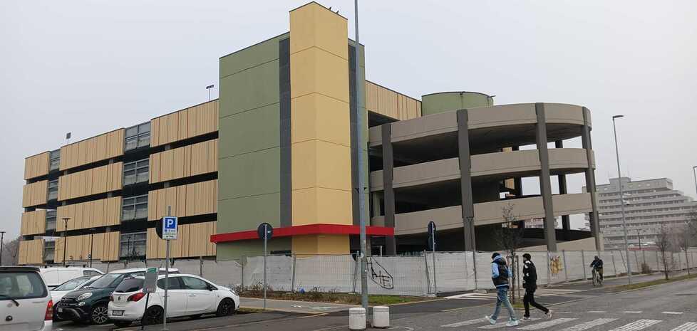 Il parcheggio multipiano è pronto da un anno, ma resta chiuso: un altro bando per cercare il gestore