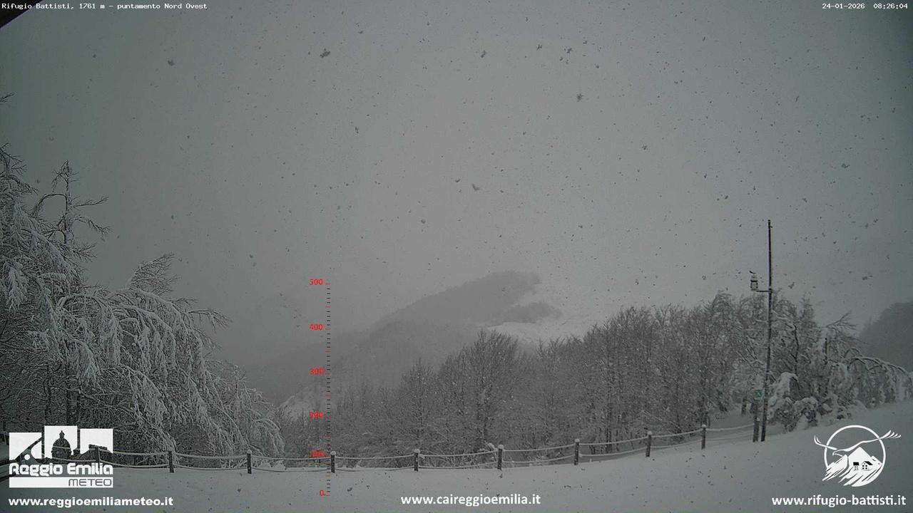 La neve torna in Appennino: fiocchi anche in collina