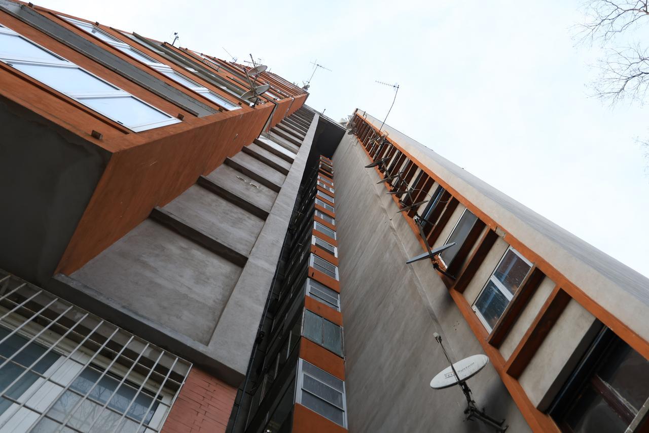 Sfollati del Grattacielo di Ferrara, vite stravolte in 24 ore