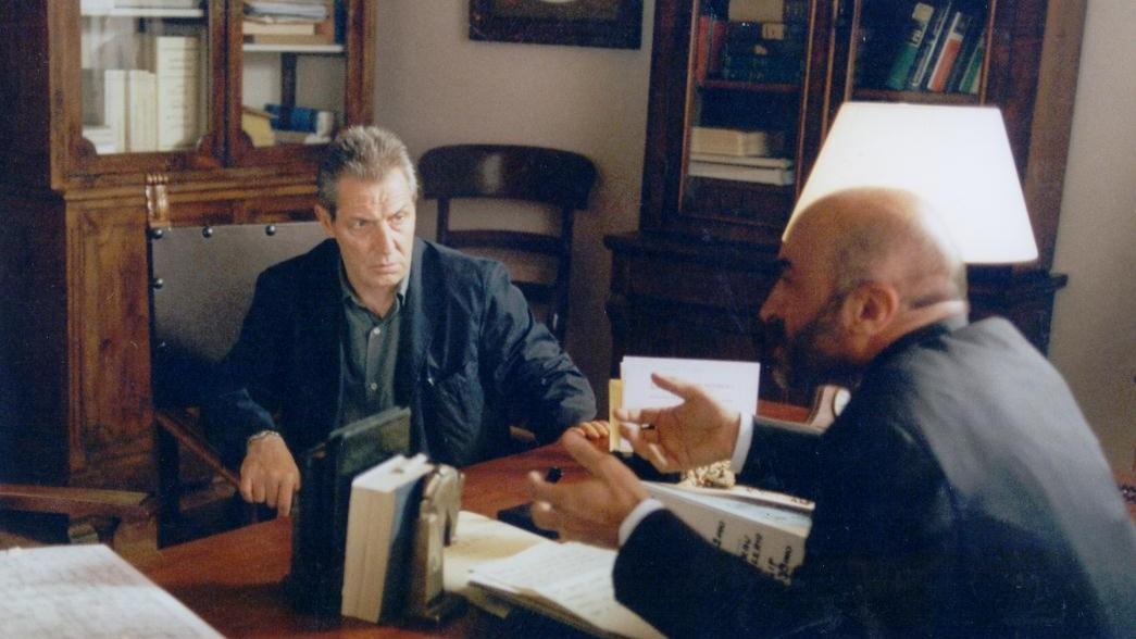 Carlo Cecchi con Ivano Marescotti sul set di Un delitto impossibile