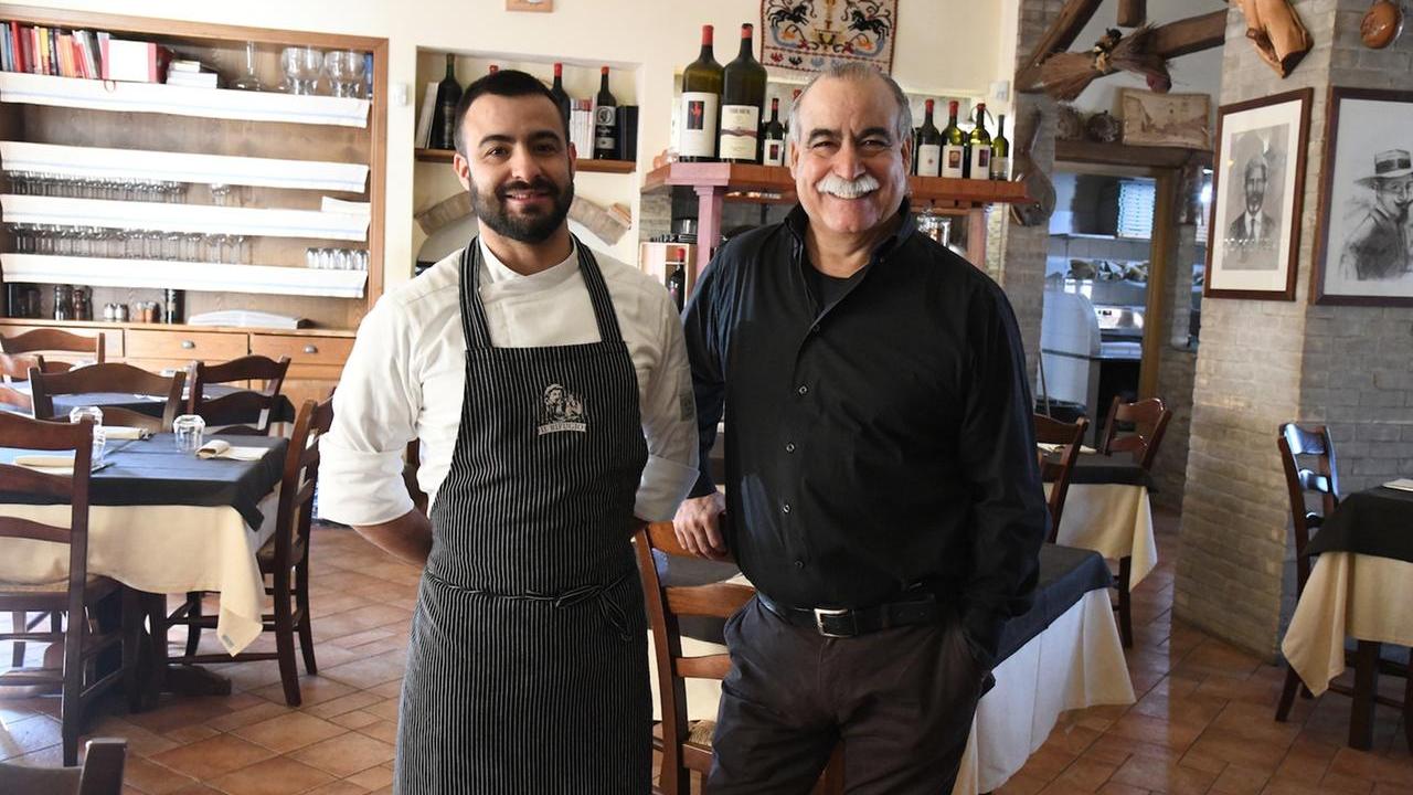 Silverio Nanu col figlio Francesco, titolari del Rifugio (Nuoro)