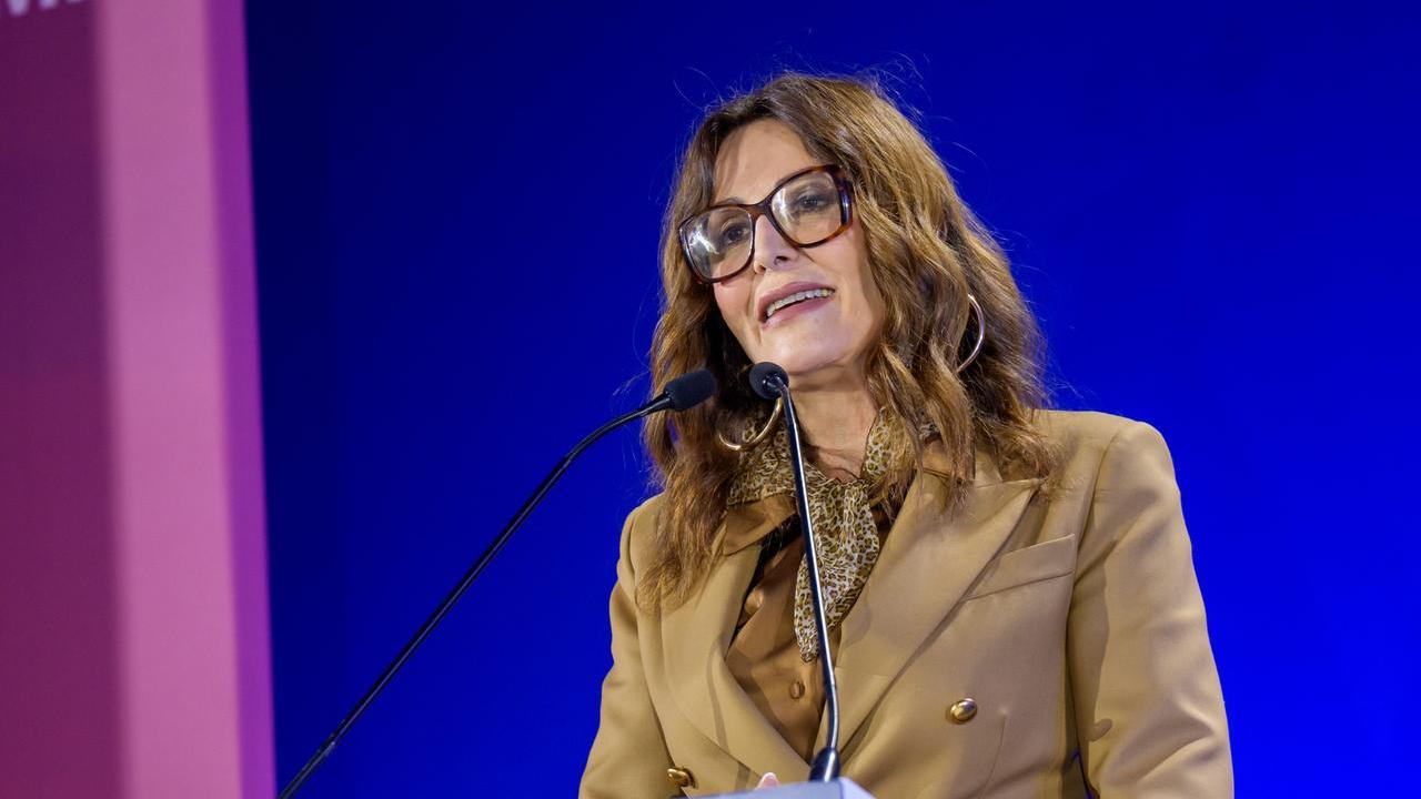 Nuovo calendario scolastico, stop a tre mesi di vacanze estive: cosa cambia con l’idea del governo Meloni