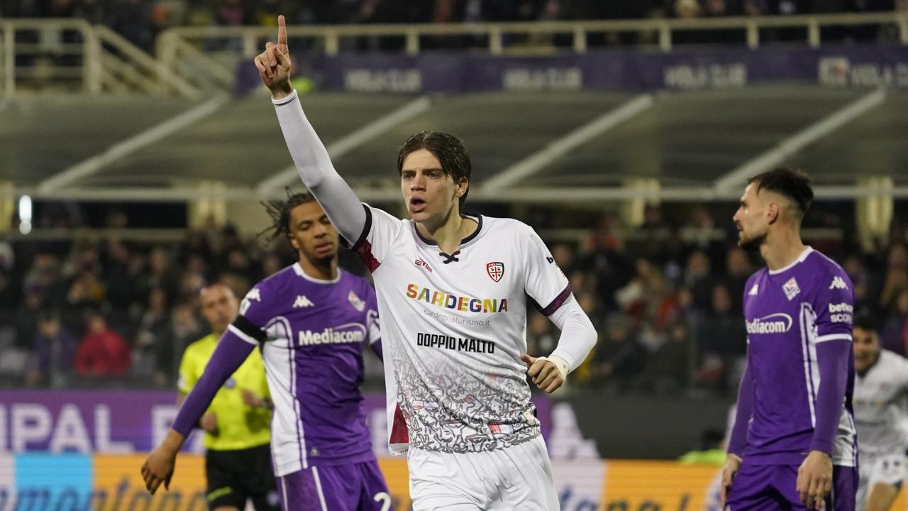 
	Palestra esulta dopo il secondo gol del Cagliari al Franchi&nbsp;

