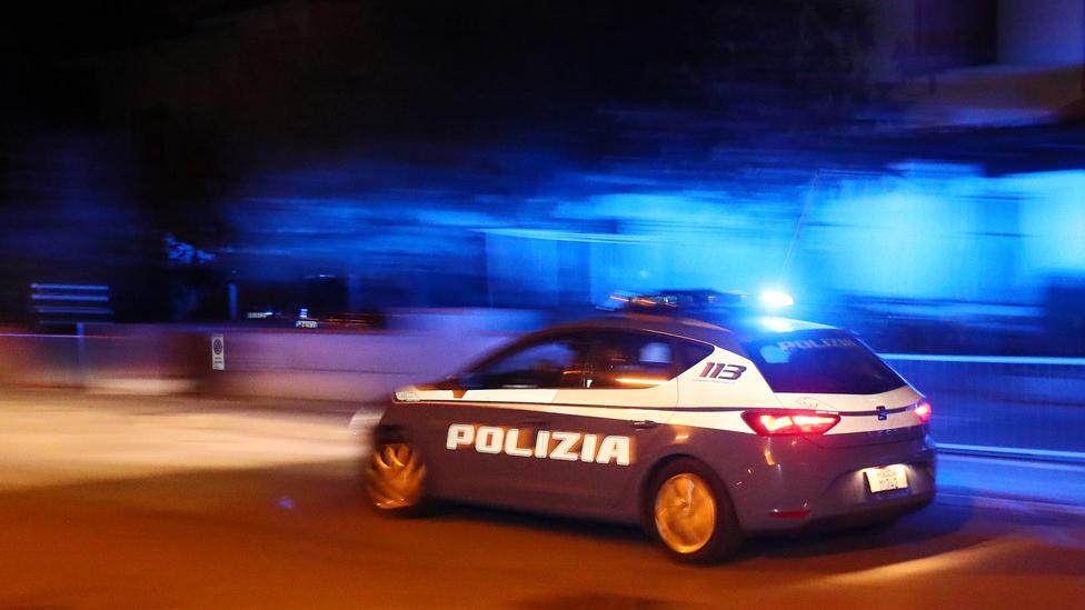 Ferrara, 23enne arrestato per rapina ribalta l’accusa ma non convince