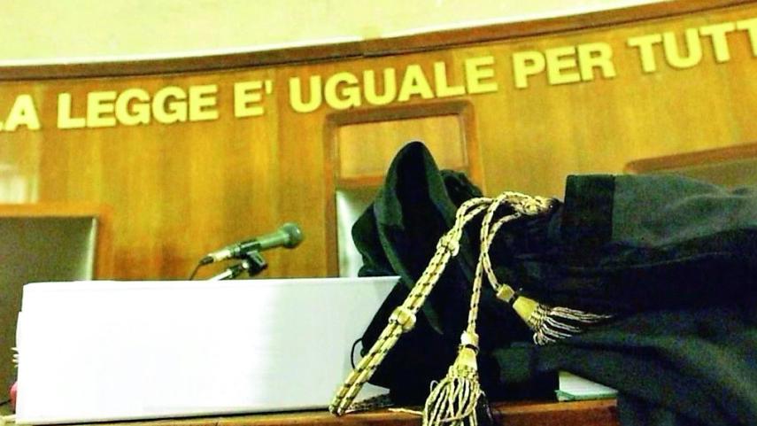 Sassari, mette in vendita on line pneumatico a 100 euro. Gliene rubano 1200 dal conto