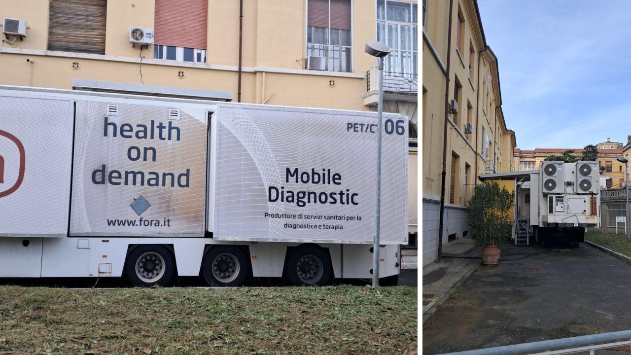 In alto l’apparecchiatura mobile davanti al padiglione primo degli Spedali Riuniti