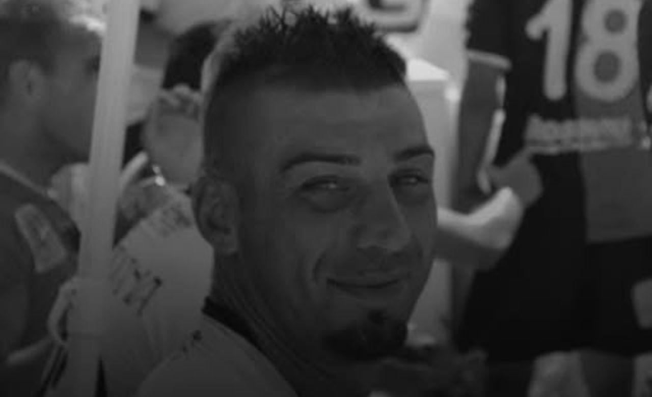 «Non mi sento bene», l’ultima frase alla moglie: ex calciatore trovato morto nel letto. L’amico-compagno di squadra: «Non me lo dovevi fare...»