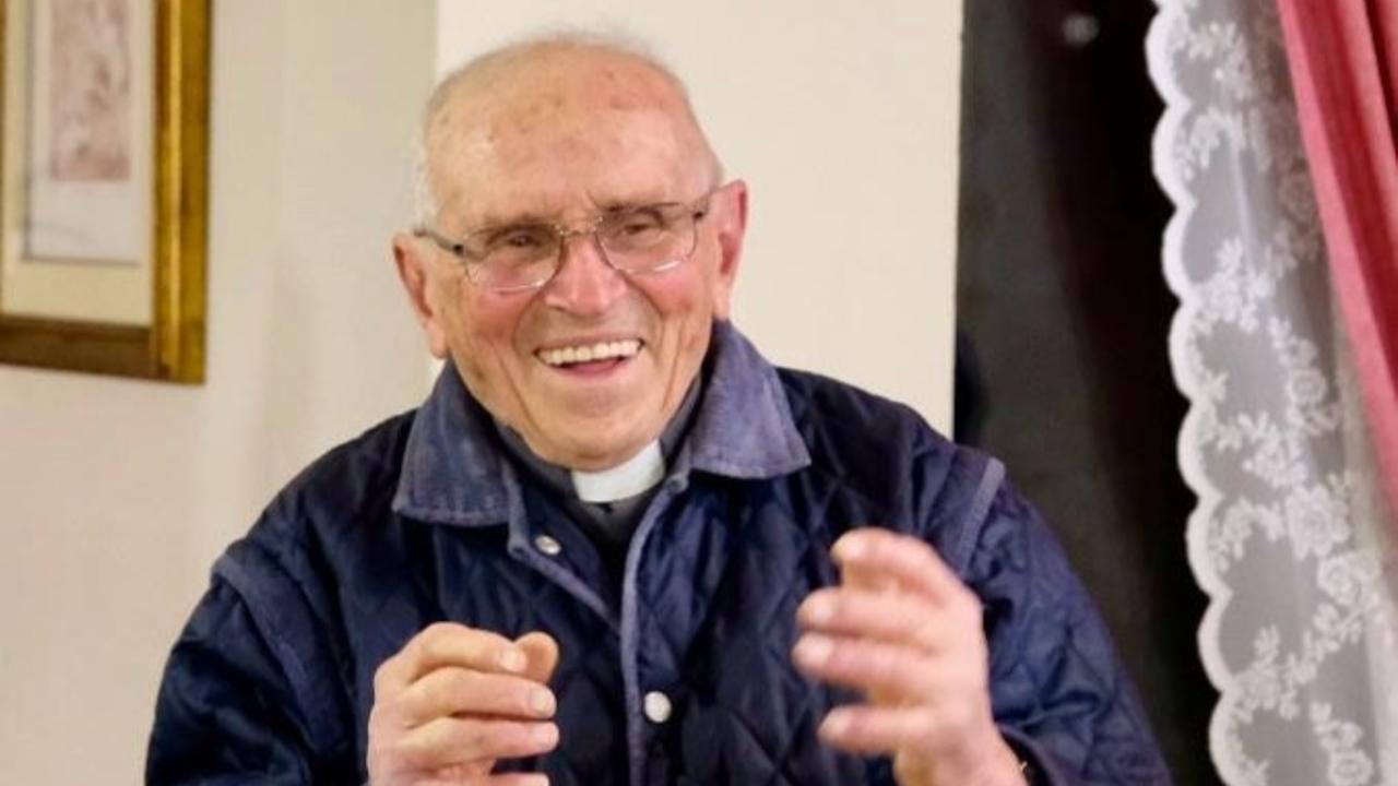 L’ultimo saluto a don Paolo Ghidi nel giorno del suo compleanno