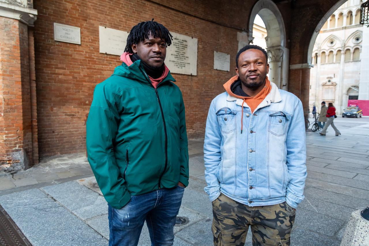 Ferrara, sfollati del Grattacielo: «Si parla dell’edificio e non del futuro dei residenti»