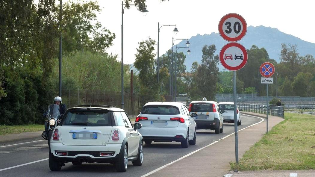 Il Tar annulla la zona 30 chilometri orari di Bologna: Olbia difende la sua scelta