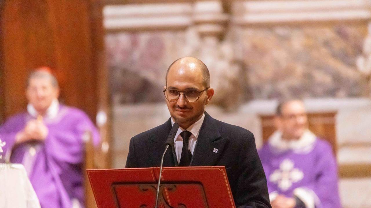 Giuseppe Commisso durante la messa in Duomo a Firenze dedicata al padre