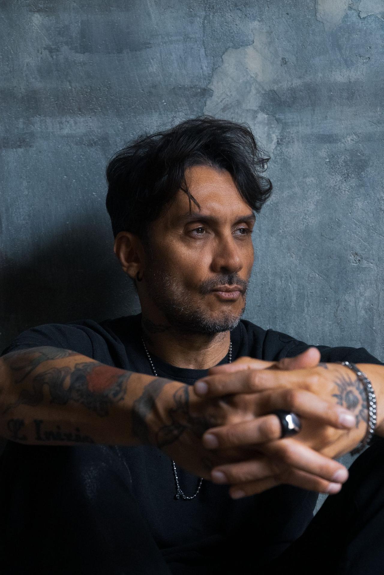 Fabrizio Moro a I Petali il prossimo 20 febbraio: firma copie e foto con i fan