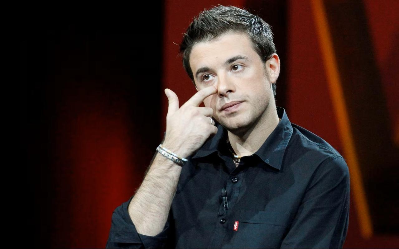 Omar rinviato a giudizio: a 25 anni da Novi Ligure torna in aula per violenza e maltrattamenti: «Ti sfregio con l’acido»