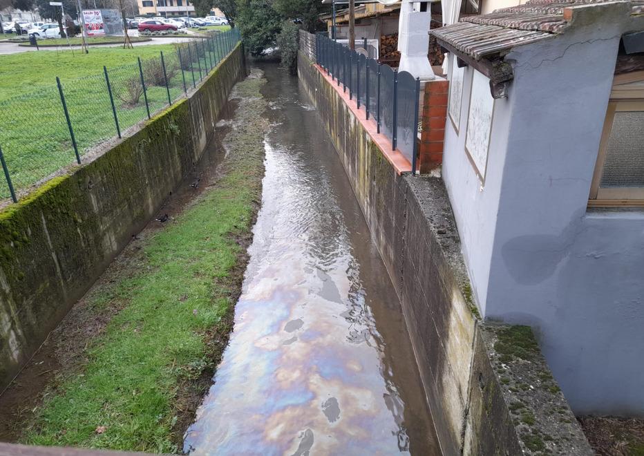 Monsummano, lo sversamento nella Candalla partito da una cisterna privata