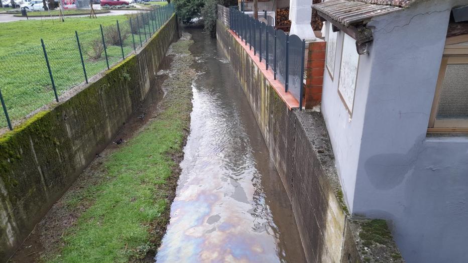 Monsummano, lo sversamento nella Candalla partito da una cisterna privata