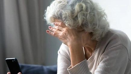 «Pronto? Qui è la Banca». Così Patrizia ha perso 15mila euro. L’appello: «Non fidatevi»