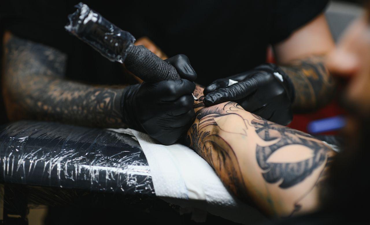 
	Tatuaggi, in arrivo nuove regole

