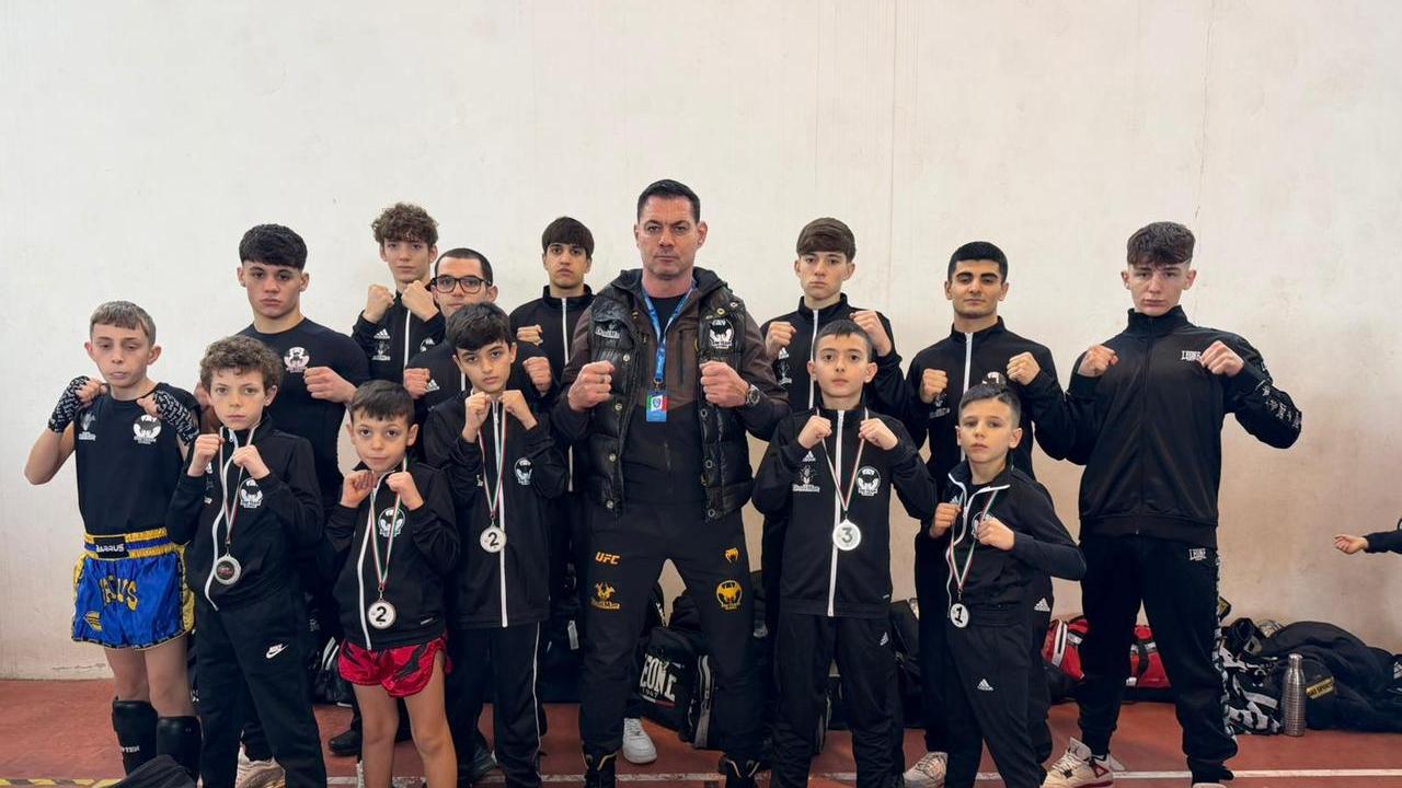 Kickboxing, il Dm Team di Olbia fa il pieno di medaglie – Chi sono gli atleti sul podio
