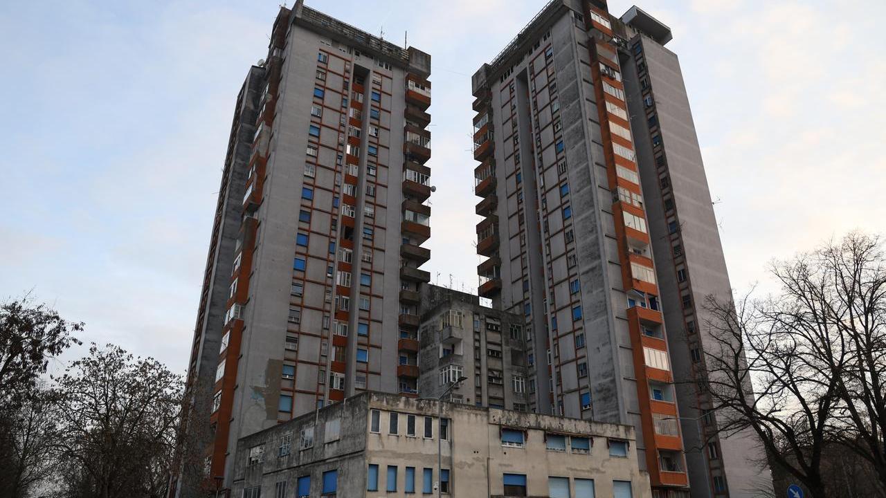 Grattacielo, la proposta dell’ex segretario Pd: «Abbattere le torri e ridestinare l’area»