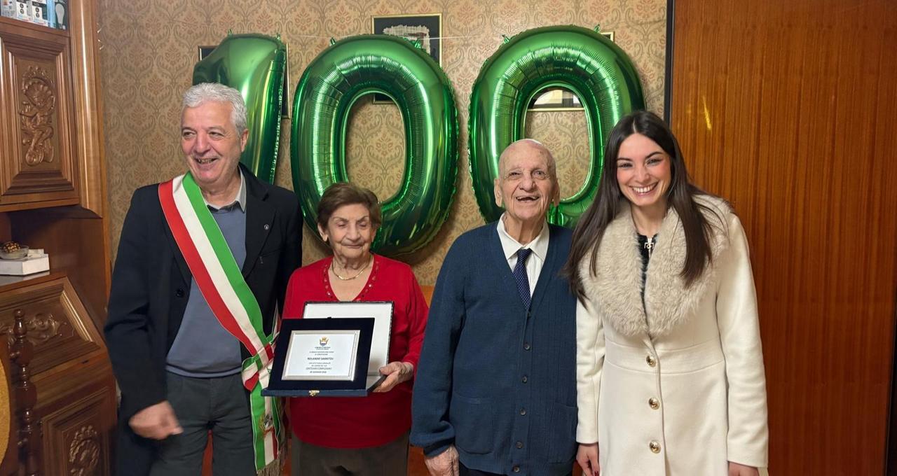 Grande festa a Oristano per i primi 100 anni di Rolando Sarritzu