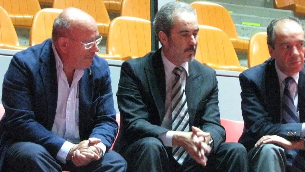 Nella foto datata 2008 Fabio Del Nista (ex assessore al bilancio) assolto, accanto a Valterio Castelli (condannato), e Antonio Tamalio (assolto)