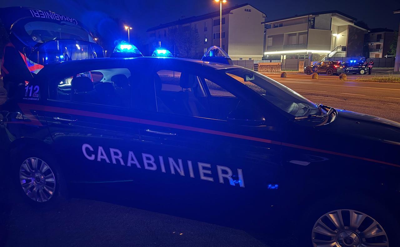 Maxi-furto nel magazzino di un’azienda: camion, trasformatori e rame ritrovati nei campi