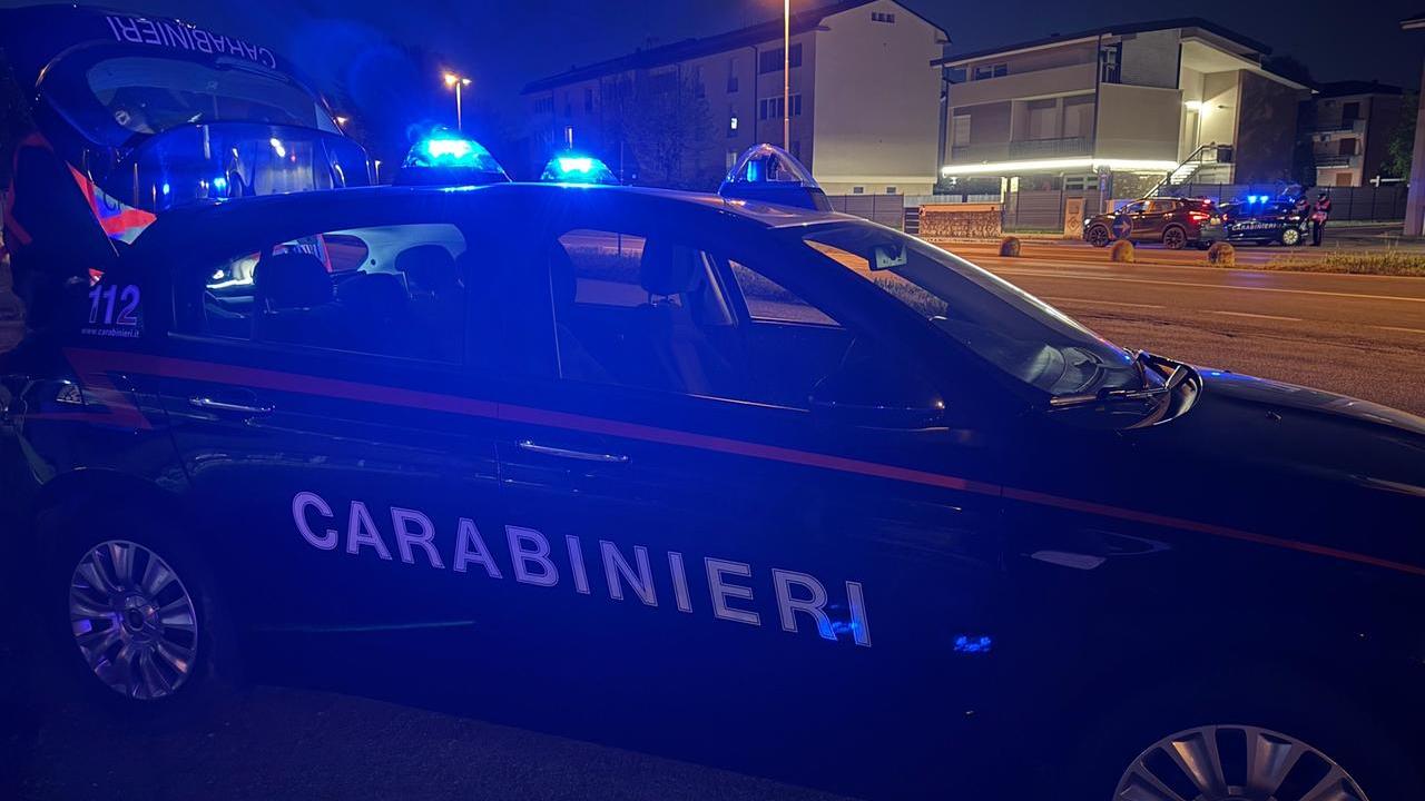Maxi-furto nel magazzino di un’azienda: camion, trasformatori e rame ritrovati nei campi