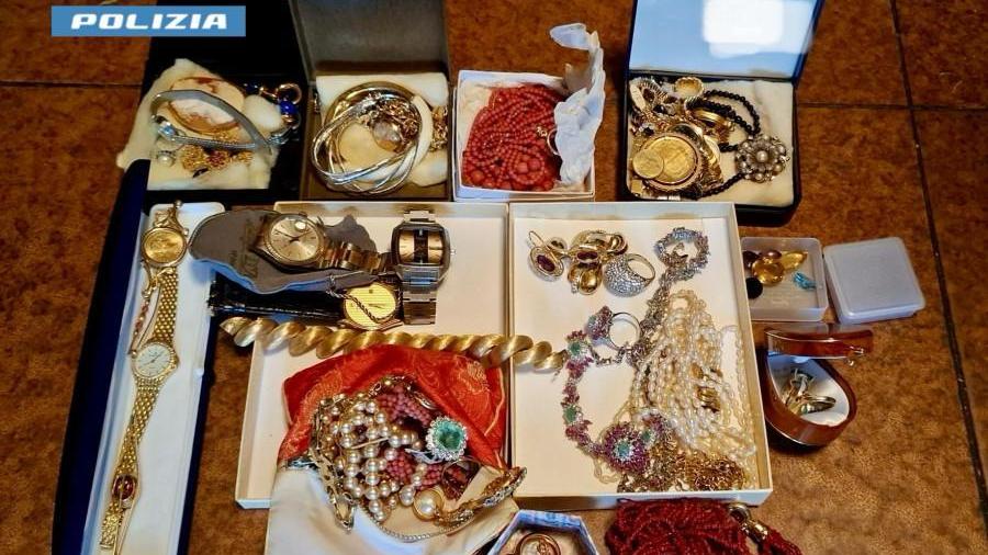 Lucca, tenta la truffa del “finto carabiniere”: arrestato