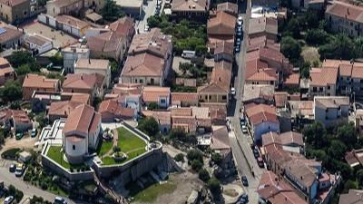 Emergenza abitativa ad Arzachena: il Comune risponde con l’edilizia popolare