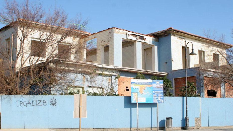 La pensione La Pace com’era nel 2013 (foto archivio)