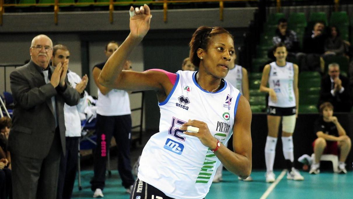 Piacere, Taismary Agüero: «Pallavolo, viaggi e vita. Ma l’emozione più grande è stata diventare mamma»