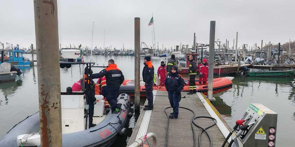 Pescatore disperso, ricerche senza sosta a Gorino<br type="_moz" />
